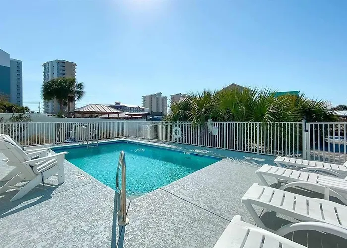 Family Getaway! Blue Bungalow W Pool! 4Min Walk To Beach!