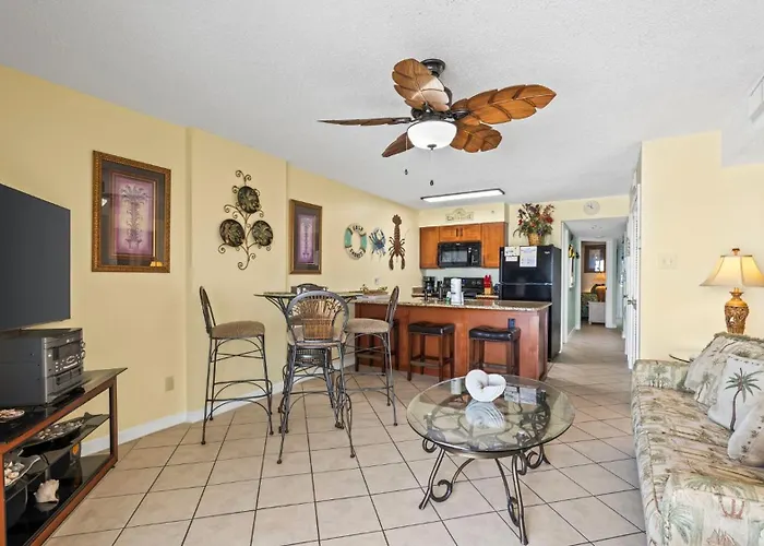 Royal Palms 406