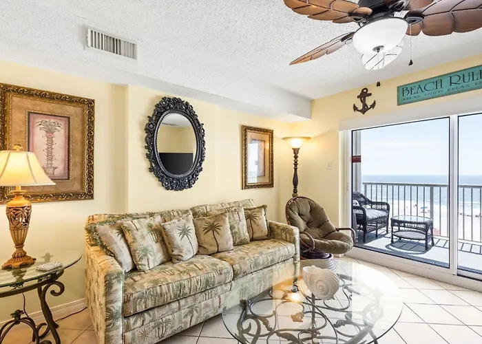 Royal Palms 406