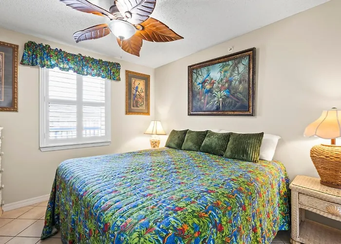 Royal Palms 406